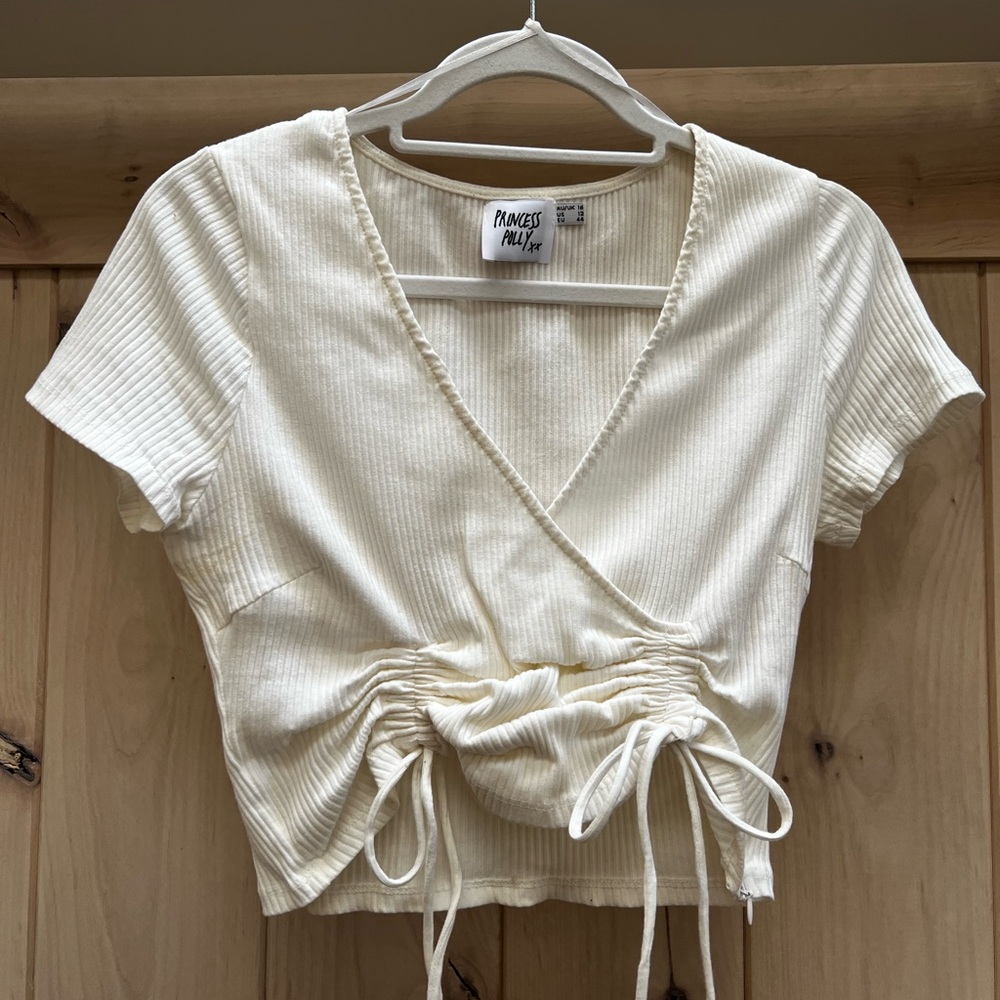 Princess Polly Top - Picture 1 of 3